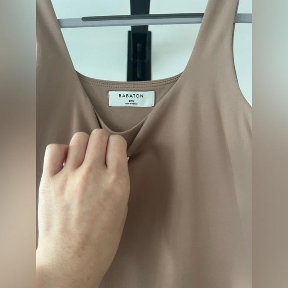 Babaton Contour Squarenexk MIDI Dress 2XS - Picture 3 of 5